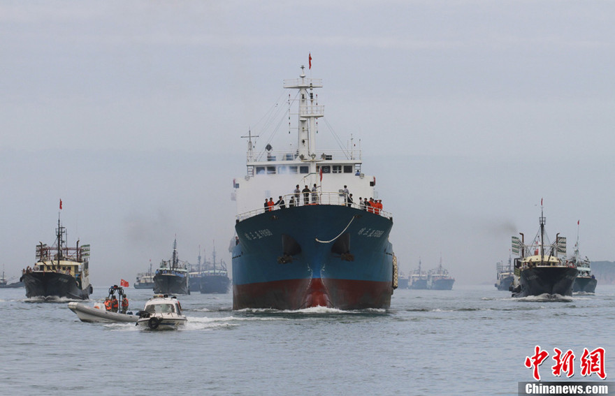 Việt Nam lên tiếng vụ 32 tàu TQ xâm phạm Trường Sa