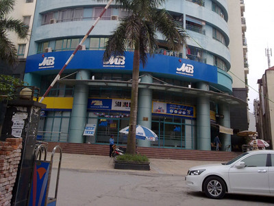 Địa phương tiếc tiền khi cấp sổ đỏ