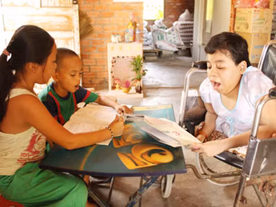 Kỳ diệu cô bé da cam