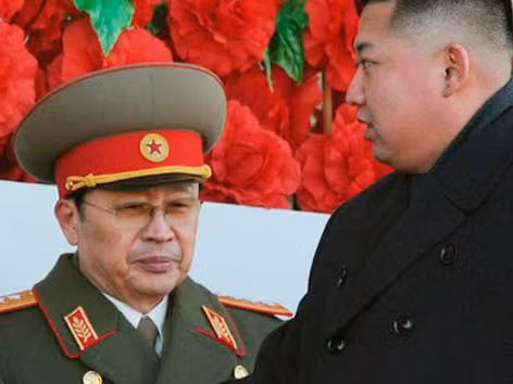 Chú của ông Kim Jong-un mất chức?