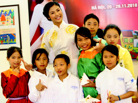 Hoa hậu Ngọc Hân là... cô giáo