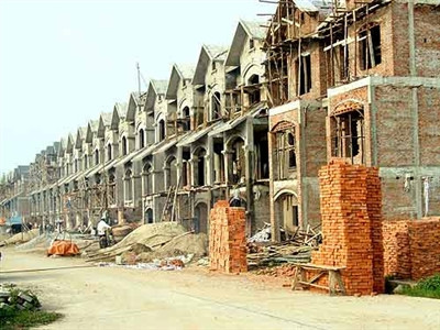 Giảm giá, khuyến mại vẫn… ế