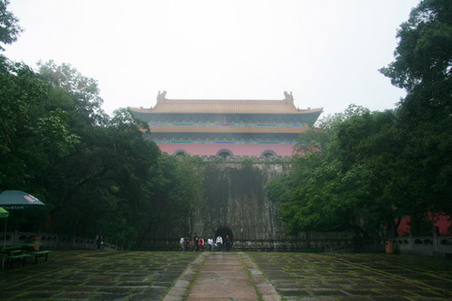 Kỳ bí lăng mộ Chu Nguyên Chương