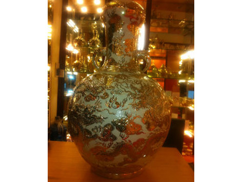 Nhộn nhịp quà tết 'siêu khủng' biếu sếp