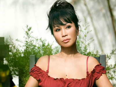 Khánh Hà hát 'Nhạc tình muôn thuở' tại Hà Nội