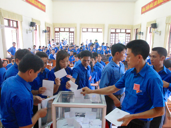 Chuyện “nhường ghế” cho người trẻ ở xứ Thanh