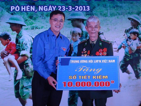 Ấm áp Ngày hội 'Tháng 3 biên giới'