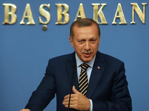 Thổ Nhĩ Kỳ cải tổ nội các quy mô lớn