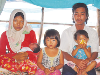 Nhân chứng và cán bộ y tế xã nói gì?