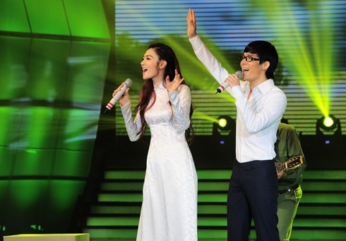 CĐHH: Chưng hửng vì không có cặp nào bị loại