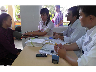 Mùa đông ấm cho học sinh và dân nghèo