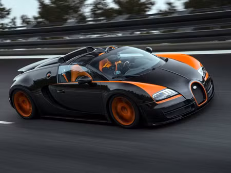Siêu mui trần Bugatti lập kỷ lục tốc độ mới