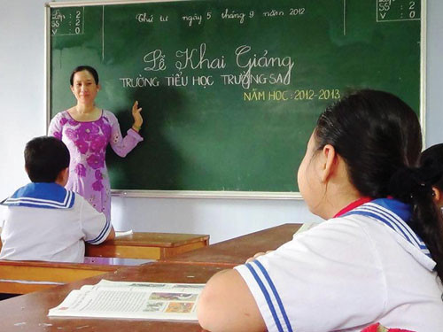 'Mỗi người một cuốn sách' mang đến Trường Sa thân yêu