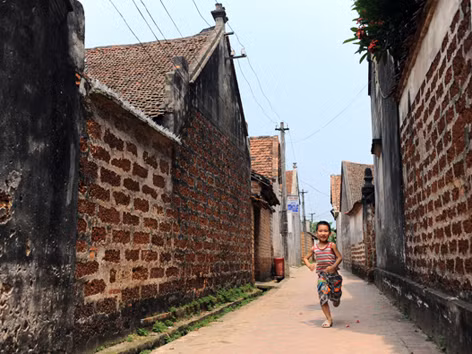 Làng cổ Đường Lâm - Mảnh đất hai vua cổ kính