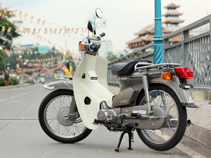 'Xế nổ' khiến dân chơi Việt 'điên đảo' một thời