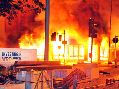 London trong cơn loạn lạc