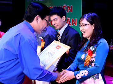 Vinh danh 30 giảng viên doanh nhân tiêu biểu 2013