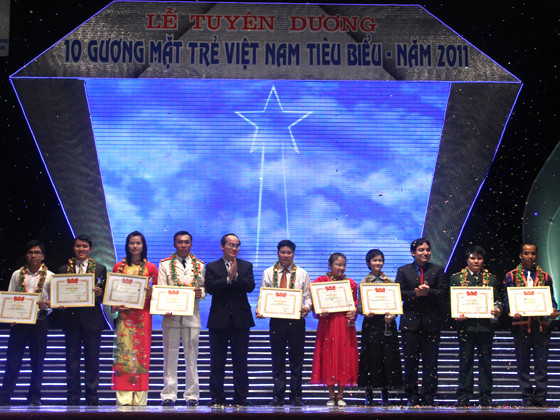 Vinh danh 10 gương mặt trẻ Việt Nam tiêu biểu