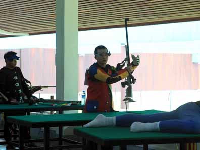 Bắn súng Việt Nam và khởi đầu 'vàng'