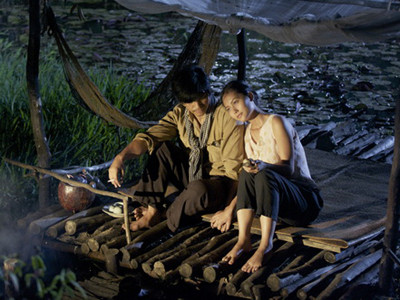 Tranh cãi bất tận quanh 'Cánh đồng bất tận'