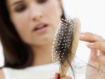 Ngăn ngừa tóc rụng mùa thu