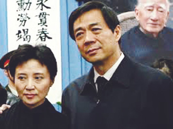 Mẹ Cốc Khai Lai bôn ba để cứu con