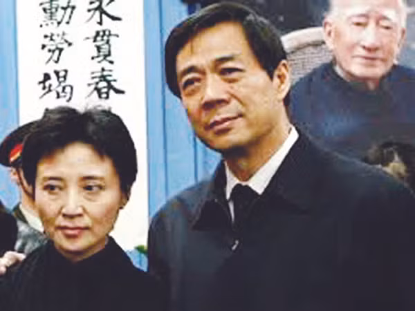 Mẹ Cốc Khai Lai bôn ba để cứu con