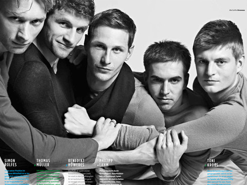 Tuyển thủ Đức khoe vẻ nam tính đón EURO 2012