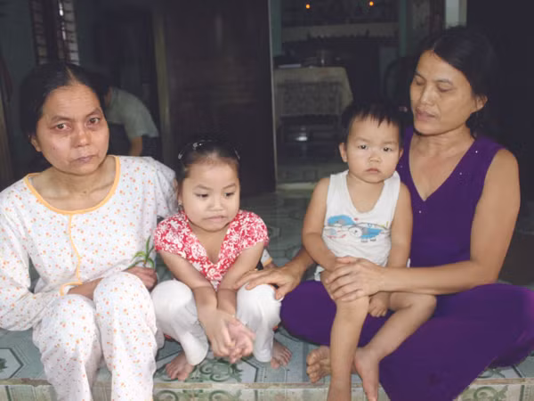 12 tuổi thành… bà già