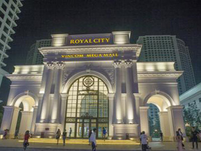 Vingroup phát hành thẻ mua sắm 'Vincom Loyalty'