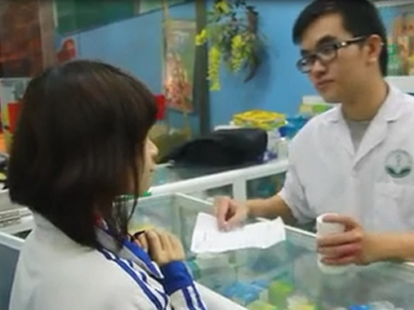 Sinh viên lên tiếng chống thuốc giả