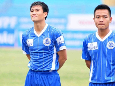 Vì sao Công Vinh vẫn...'tịt ngòi'?