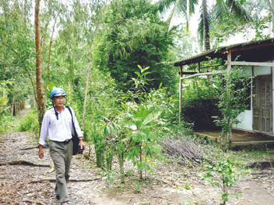 PV báo Tiền Phong tìm về làng quê các cô gái đẻ thuê