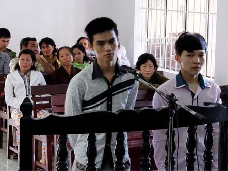 9X trong vụ ‘chặt tay cướp SH’ hầu tòa