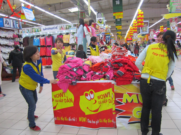 Sinh viên “sập bẫy” làm thêm dịp Tết