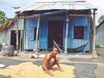 Nông dân kiệt sức