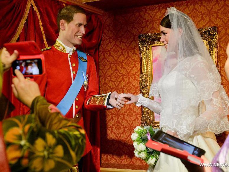 Độc đáo tượng người nổi tiếng bằng sáp