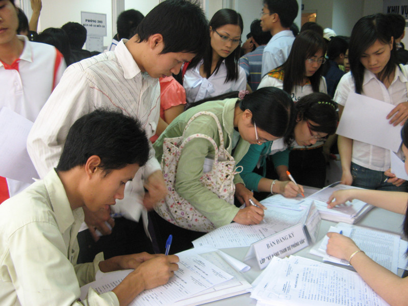 Với việc xây dựng thị trường lao động chung, lao động VN có cơ hội làm việc trong các nước khối ASEAN