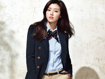 Park Han Byul xinh đẹp ngày cuối xuân