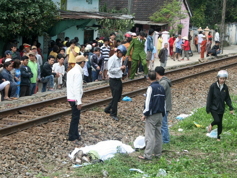 Chờ chết trên đường ray