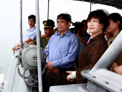 Phó chủ tịch Quốc hội Nguyễn Thị Kim Ngân thị sát khu kinh tế Vân Đồn