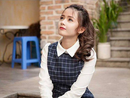 Cận cảnh ‘búp bê ảnh thẻ’ ĐH Kinh tế kỹ thuật TP.HCM