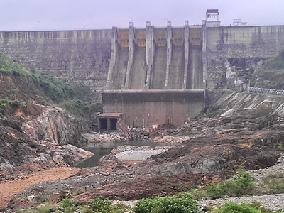 Khô hạn giữa mùa lụt