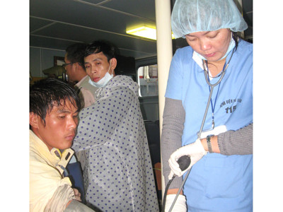 Khi 115 ra khơi cứu người