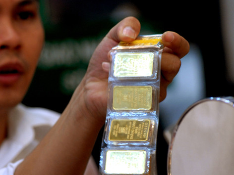 Vàng rớt giá: Ai dám lướt?