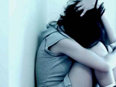 Khởi tố vụ án thầy giáo cưỡng dâm học sinh