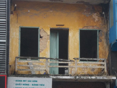 Nỗi lo bị... báo oán