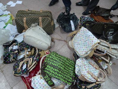 Mập mờ ăn theo thương hiệu lớn