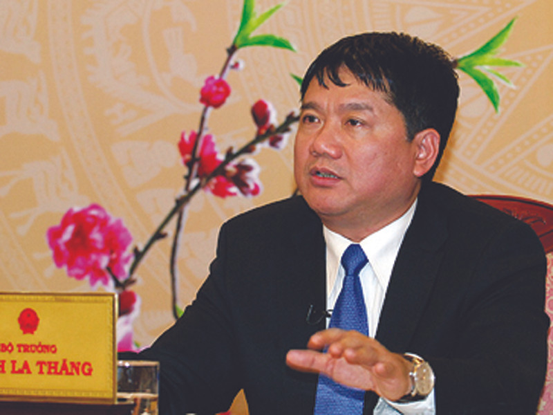 Mời Bộ trưởng Giao thông về làm trưởng thôn