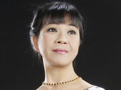 Ánh Tuyết: Bí mật dưới “rèm” tóc